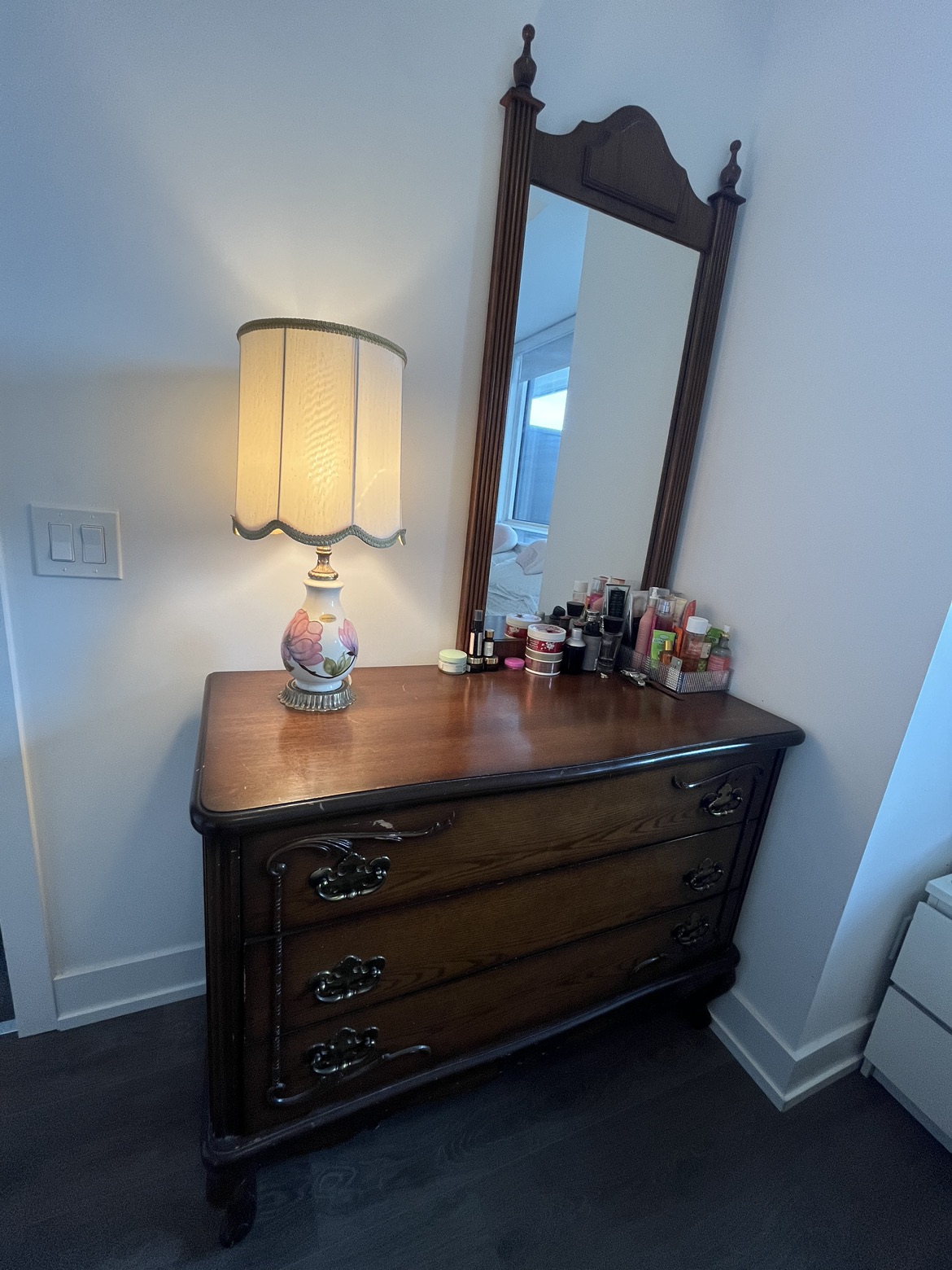 Vintage Drawer Dresser with Mirror - photo 3