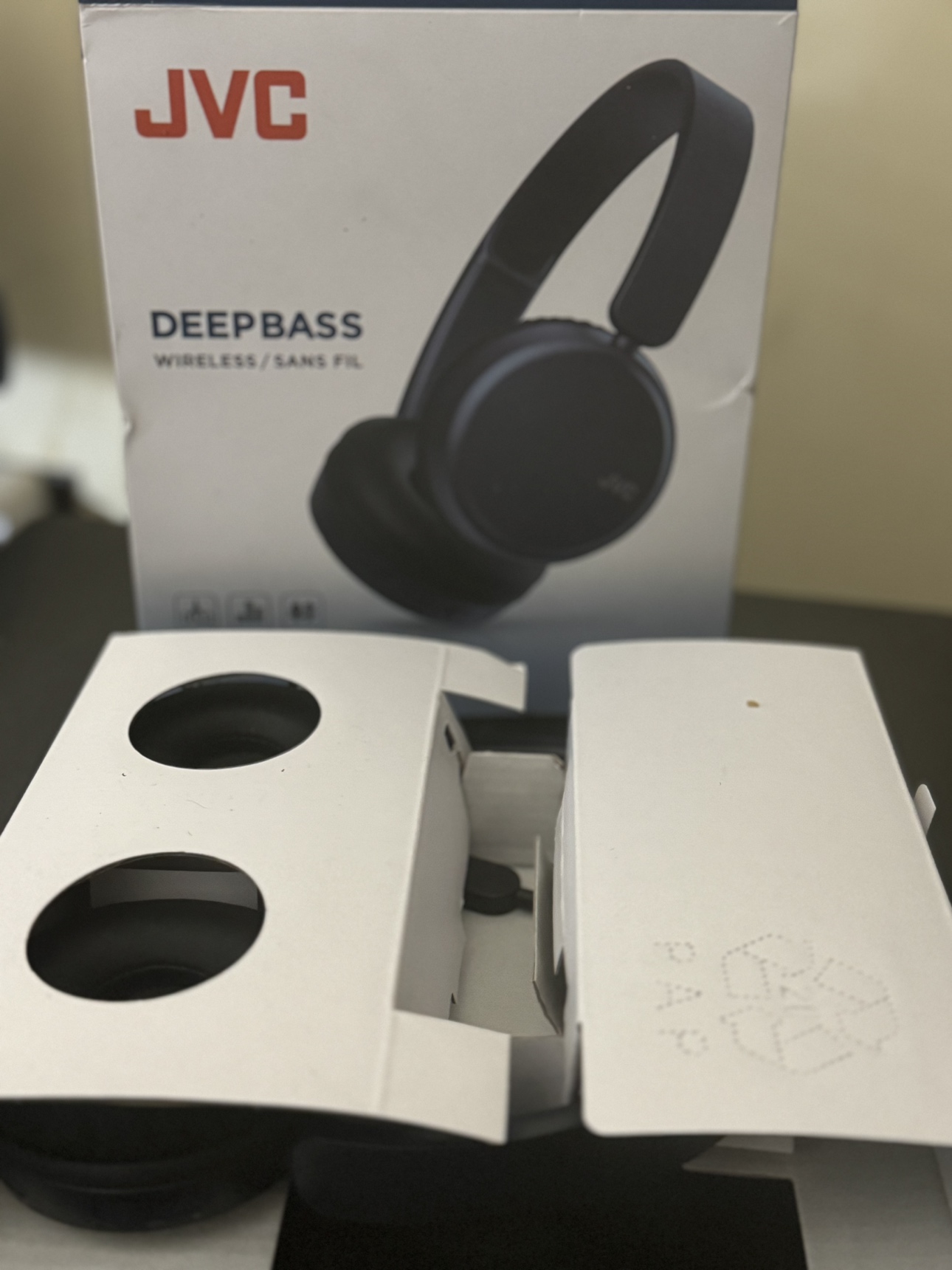 Jvc deep bass wireless headphone Ha-36W
