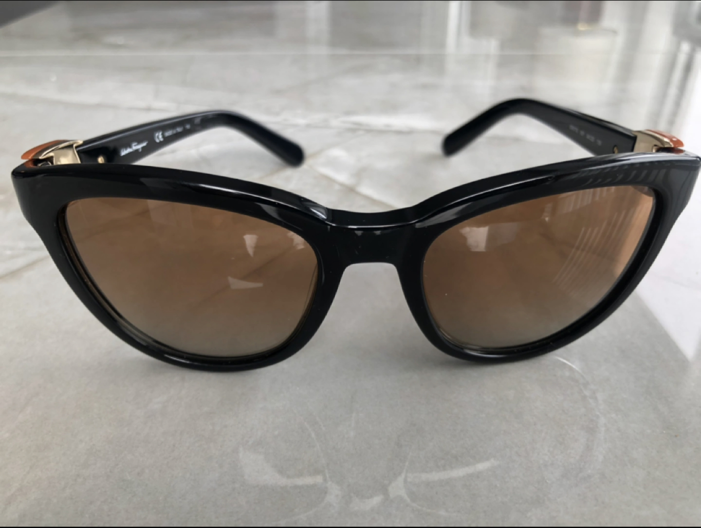 Salvatore Ferragamo sunglasses for women image indicator(2)