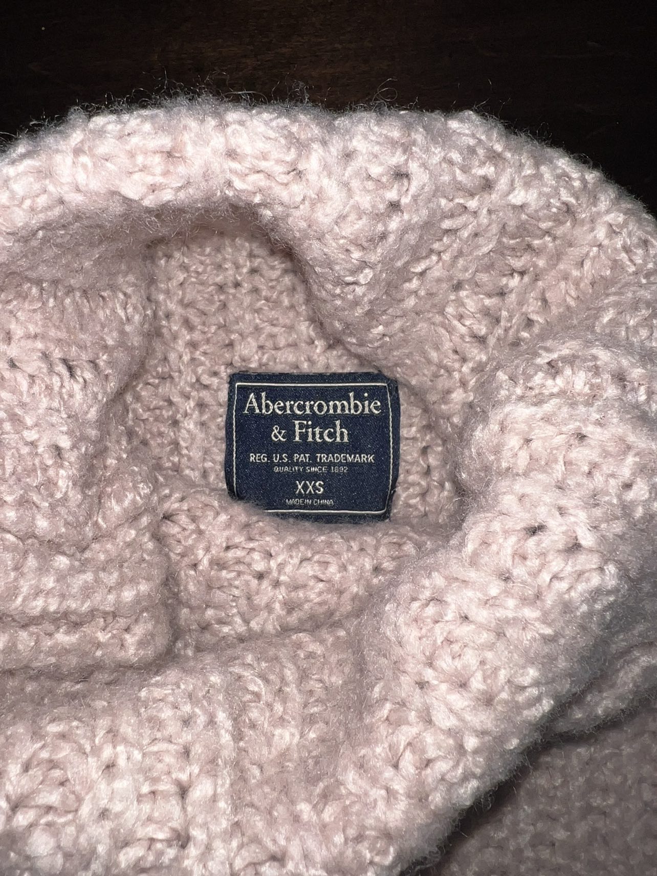 Turtleneck knit sweater image indicator(4)