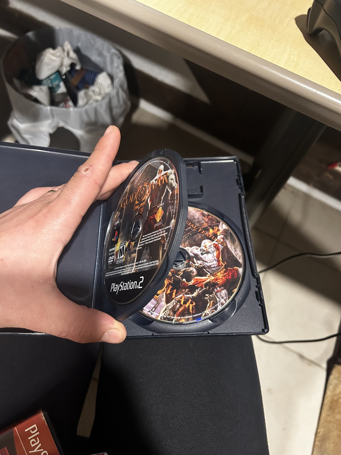 Ps2 and game - photo 3