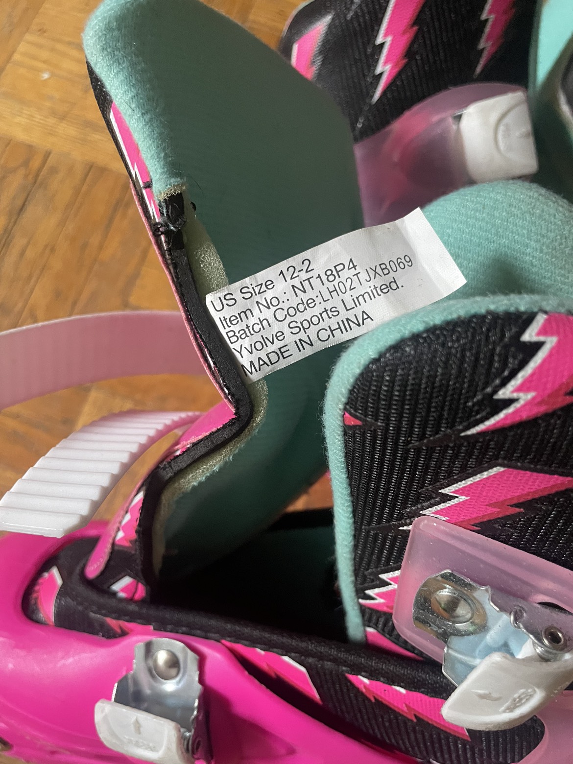 Girls adjustable roller blades image indicator(2)