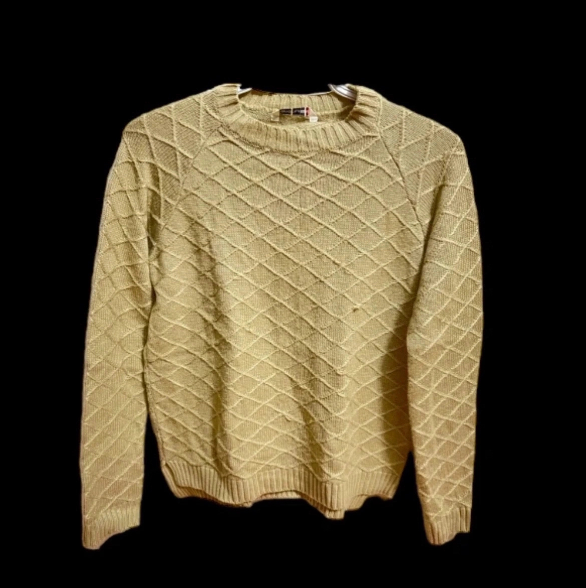 1 sweater and 3 sweatshirts for free #freecycle image indicator(2)