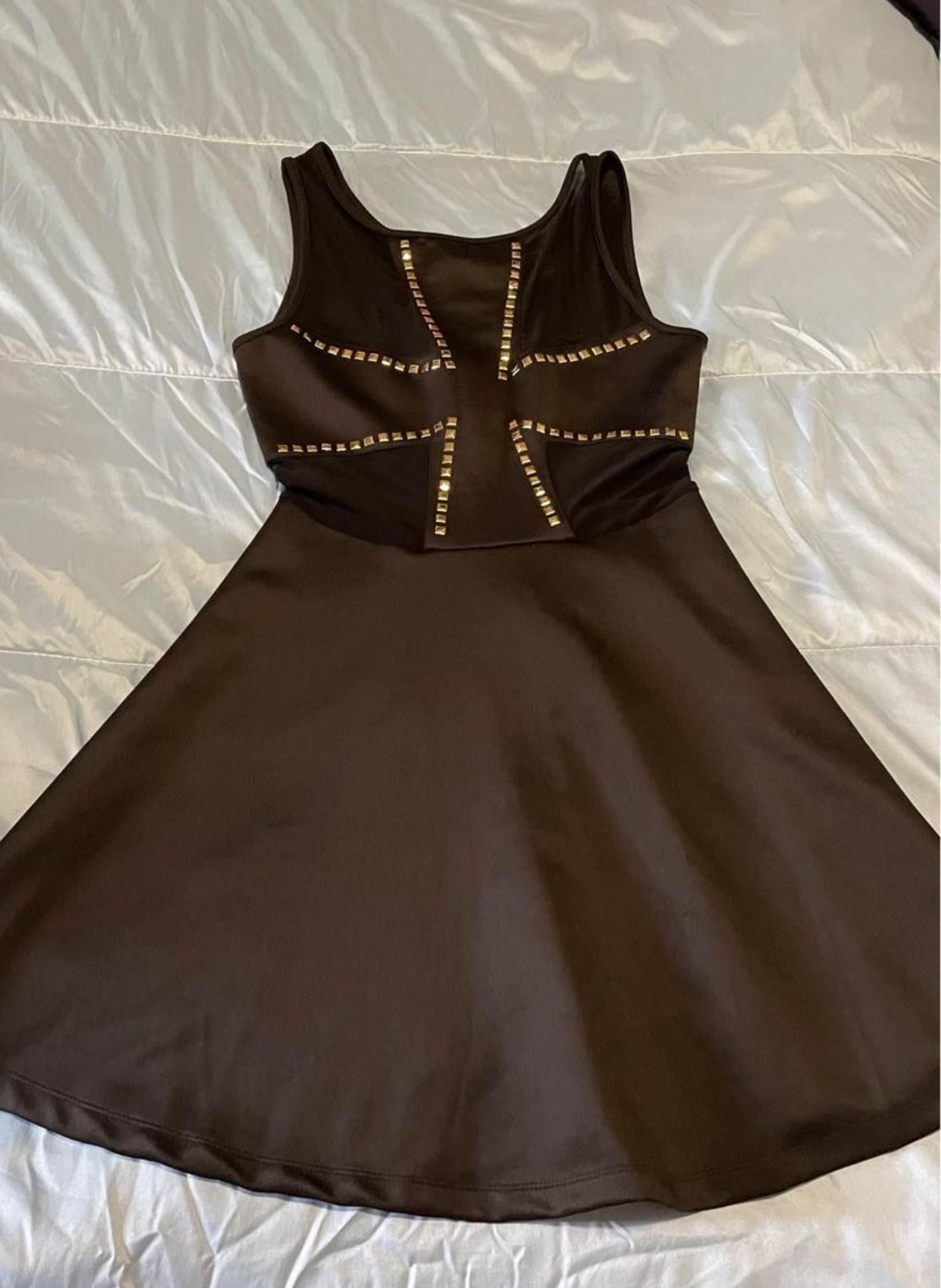 Black Dress thumbnail