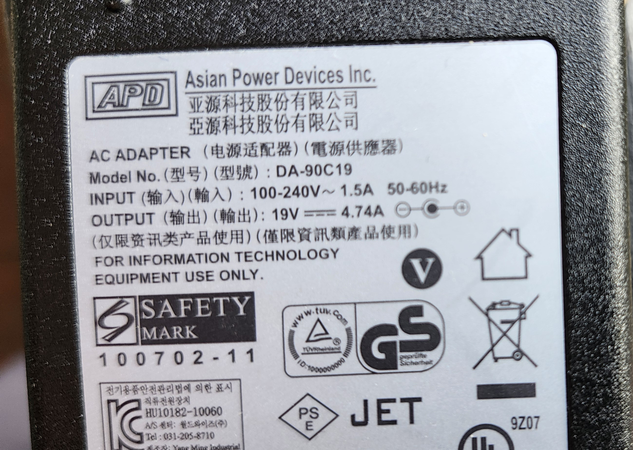 Power supply,  19v , 4.74 amps - photo 3