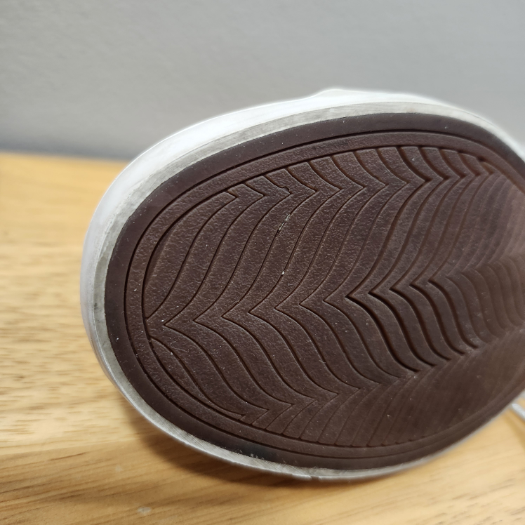 KEDS CHAMPAGNE METALLIC CANVAS SNEAKER.  #size7.5 image indicator(7)