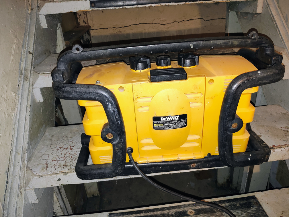 Radio for sale image indicator(2)