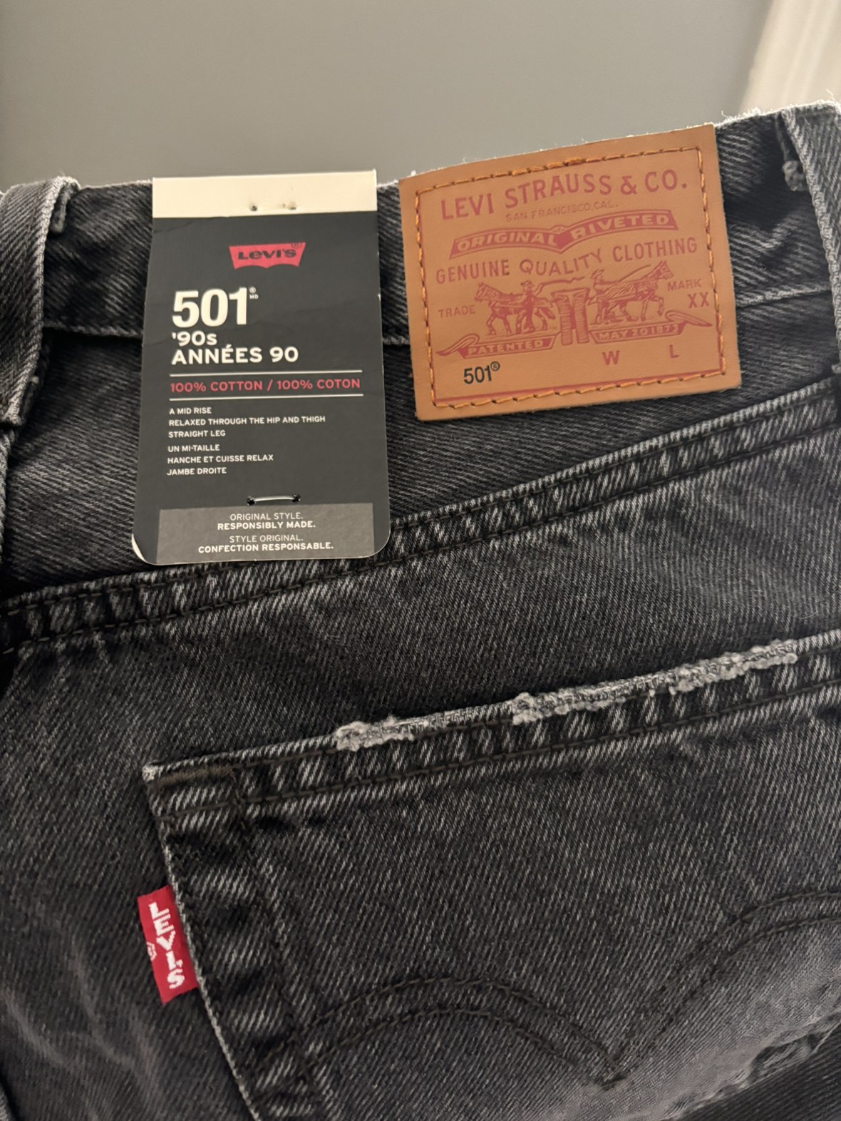Levi’s 501 28” BNWT Women thumbnail