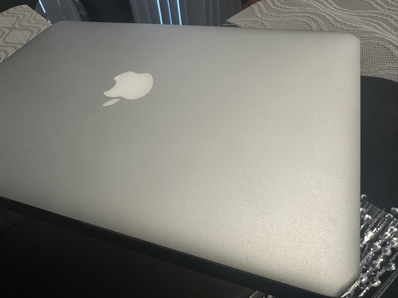 14 APPLE PRODUCTS IPADS IPHONES MACBOOK AIR 800 - photo 5