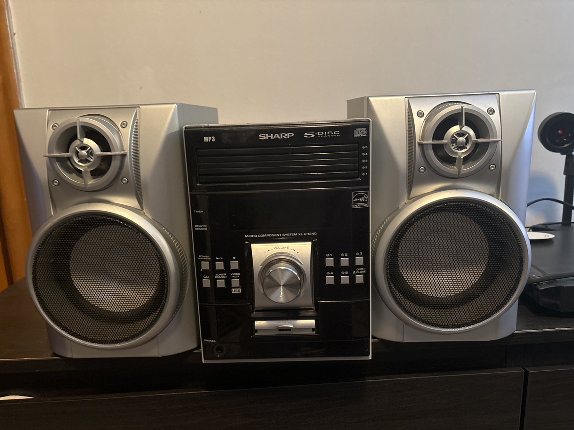#Freecycle SHARP 5Disk Track Sound Stereo & MP3