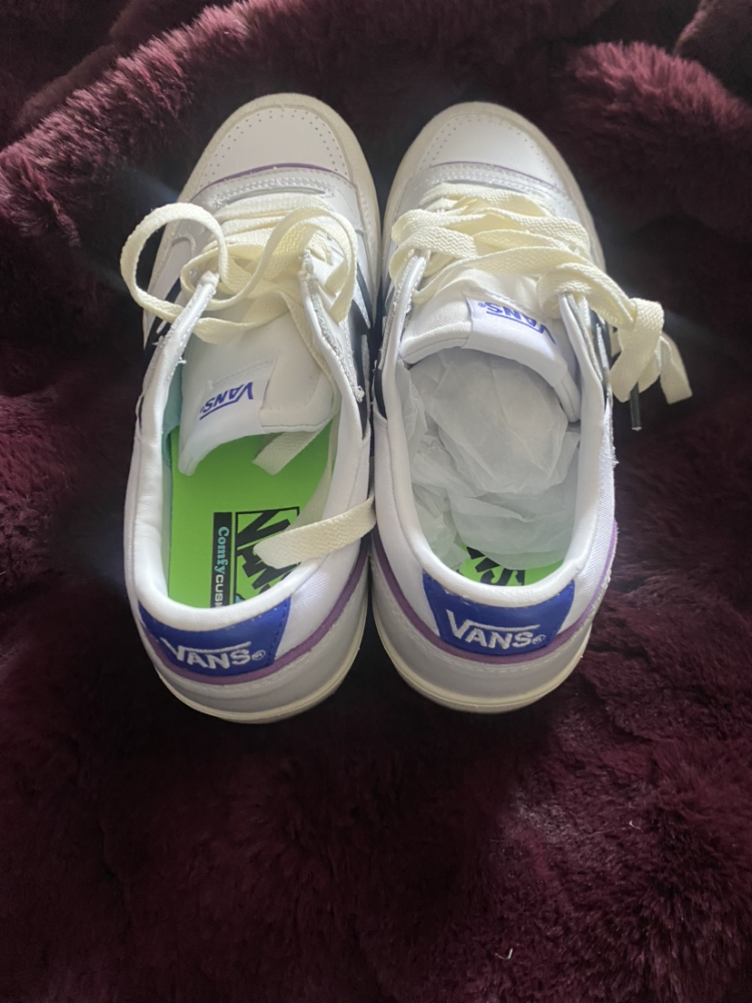 Original Vans image indicator(2)