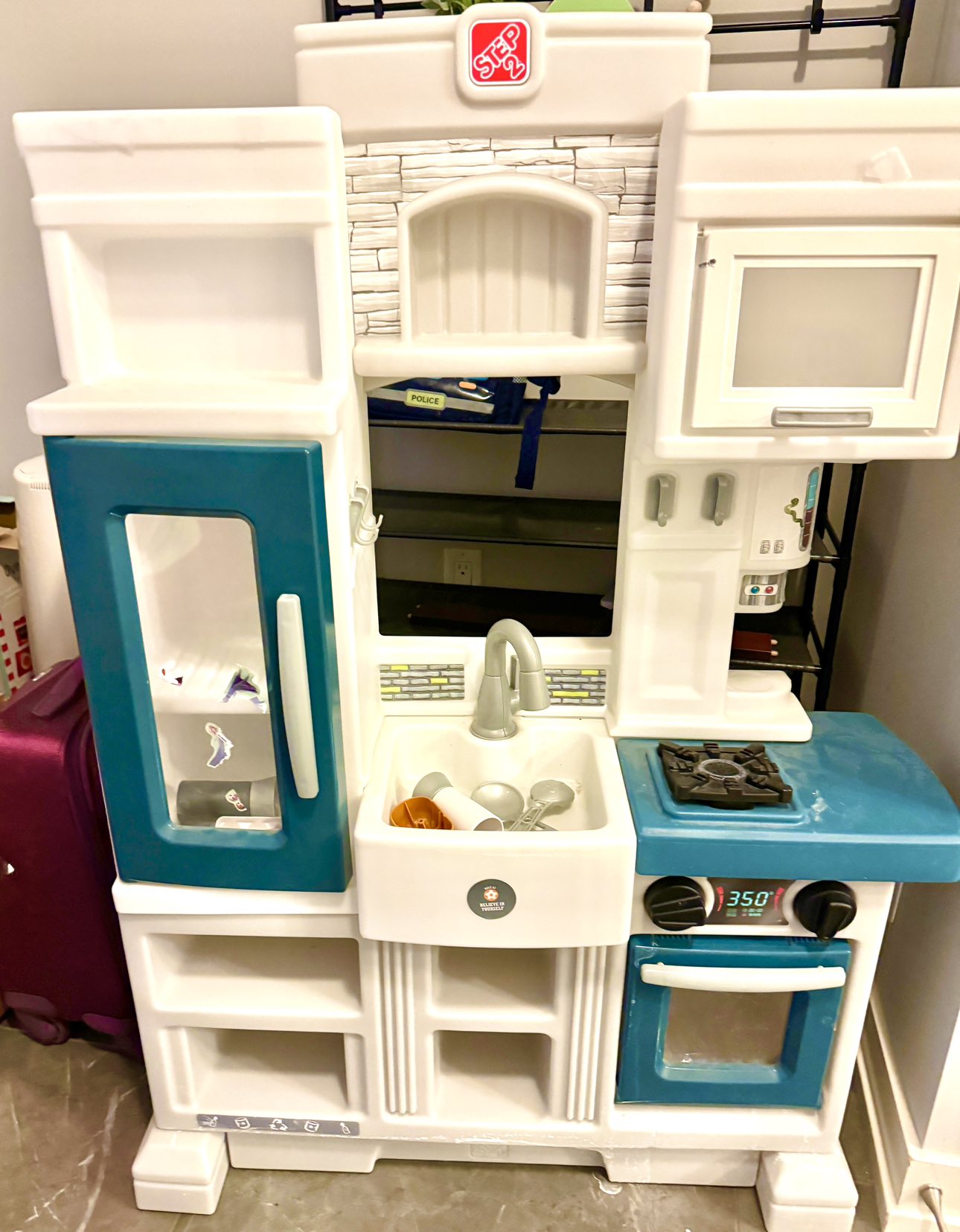 Kids Play kitchen/ Toy kitchen by step 2 thumbnail