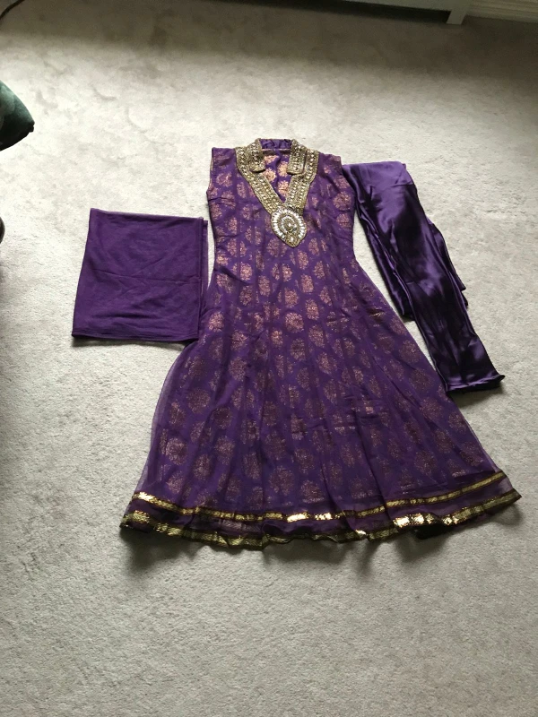 ladies suits - photo 3