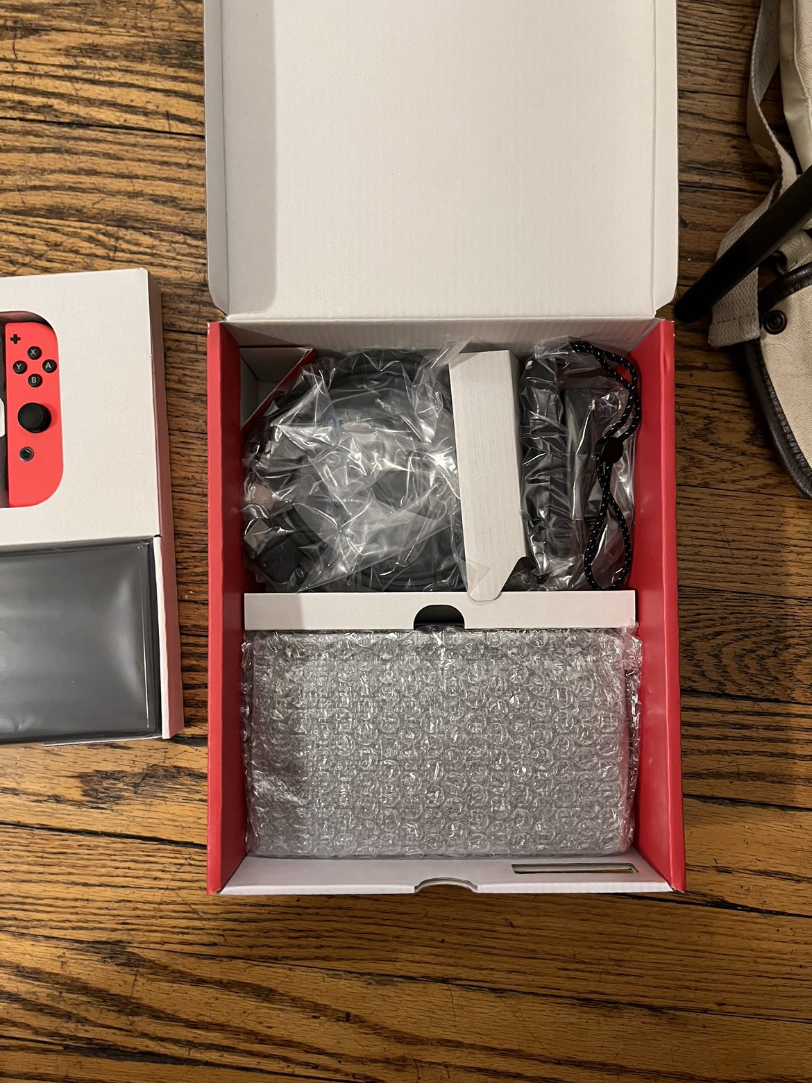 OLED Nintendo Switch - photo 5