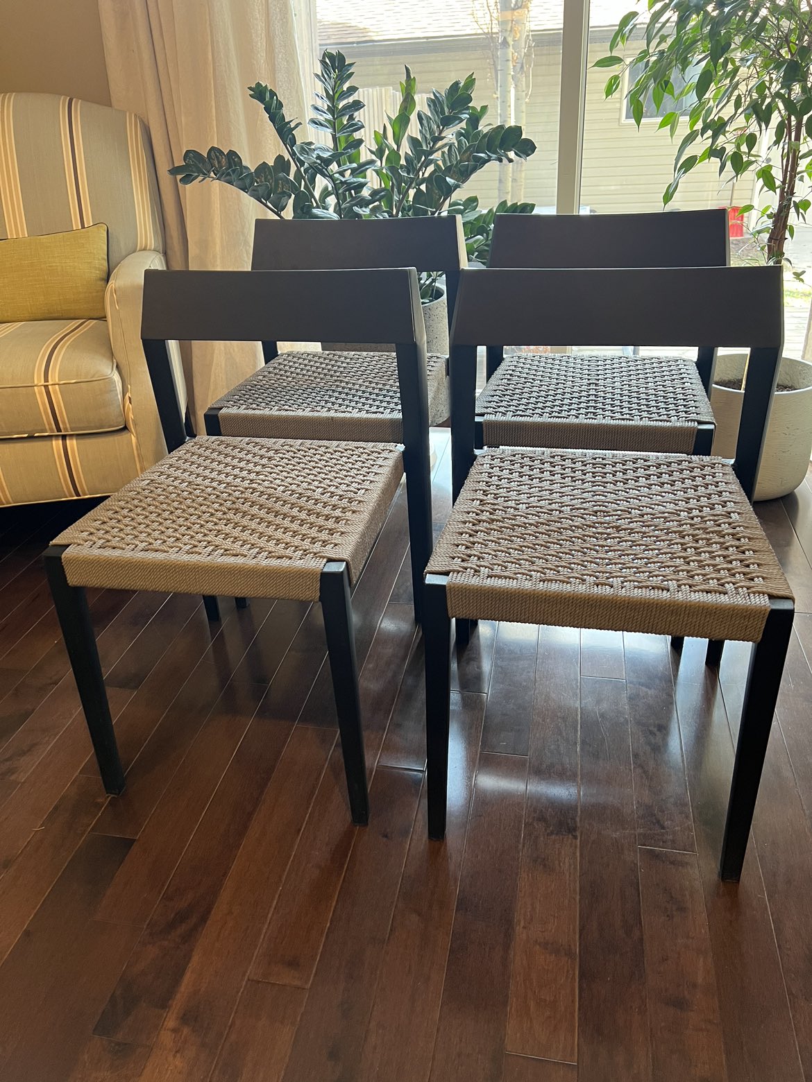 Dining Chairs x4 - photo 2
