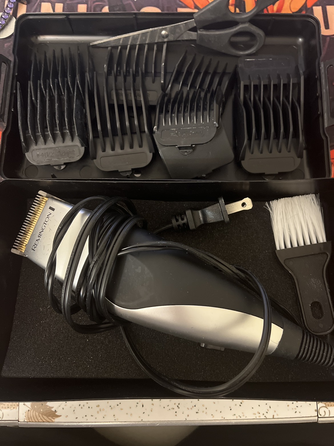 Hair clipper and trimmer kit - photo 2