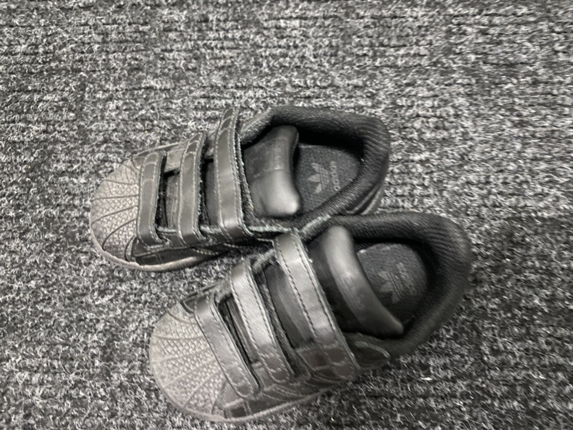 Adidas Toddler shoes image indicator(4)