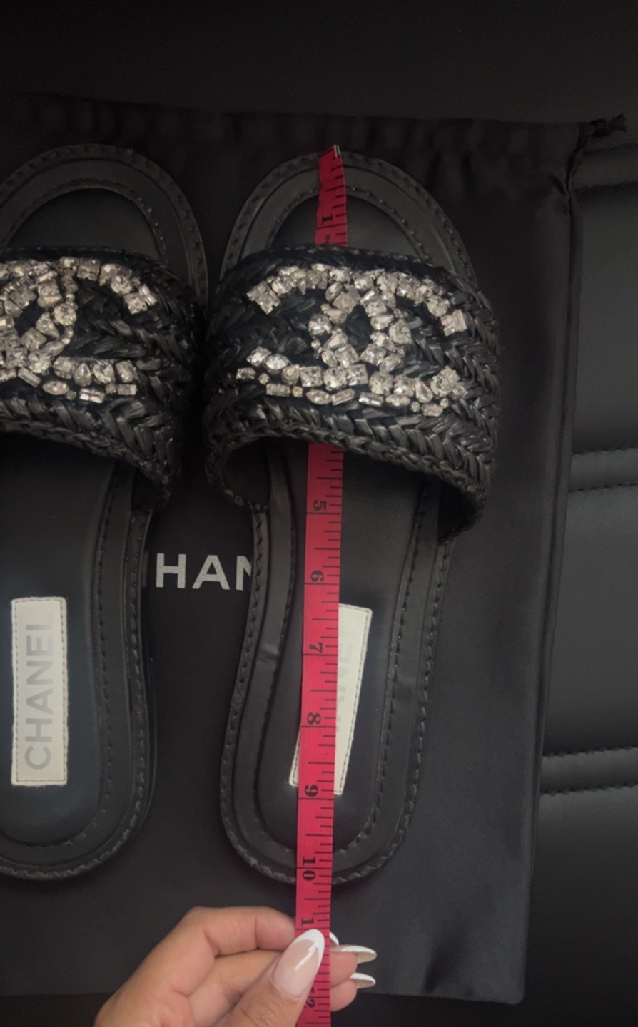 CHANEL Rhinestone Slide 8.5 image indicator(6)