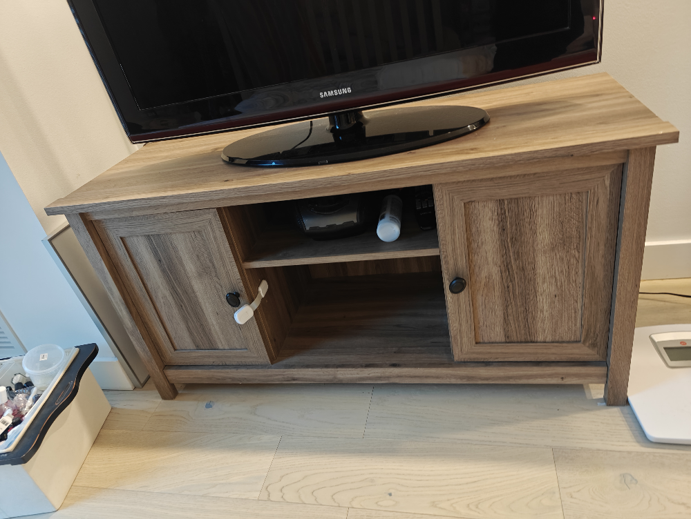TV stand wooden chic
