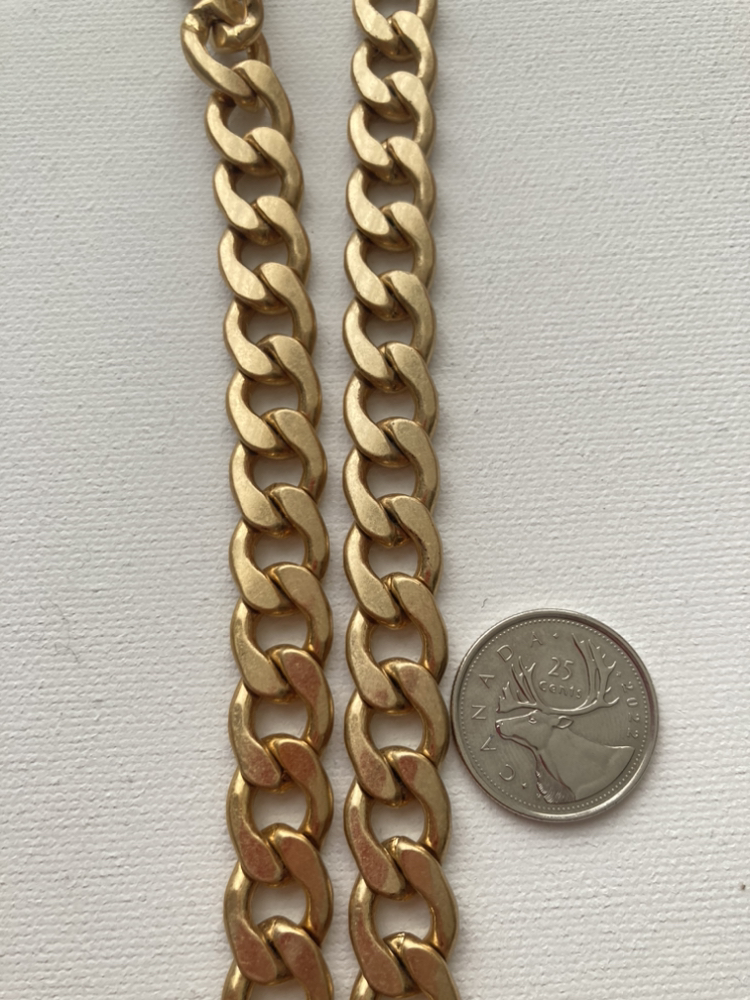 Gold plated chain necklace image indicator(3)