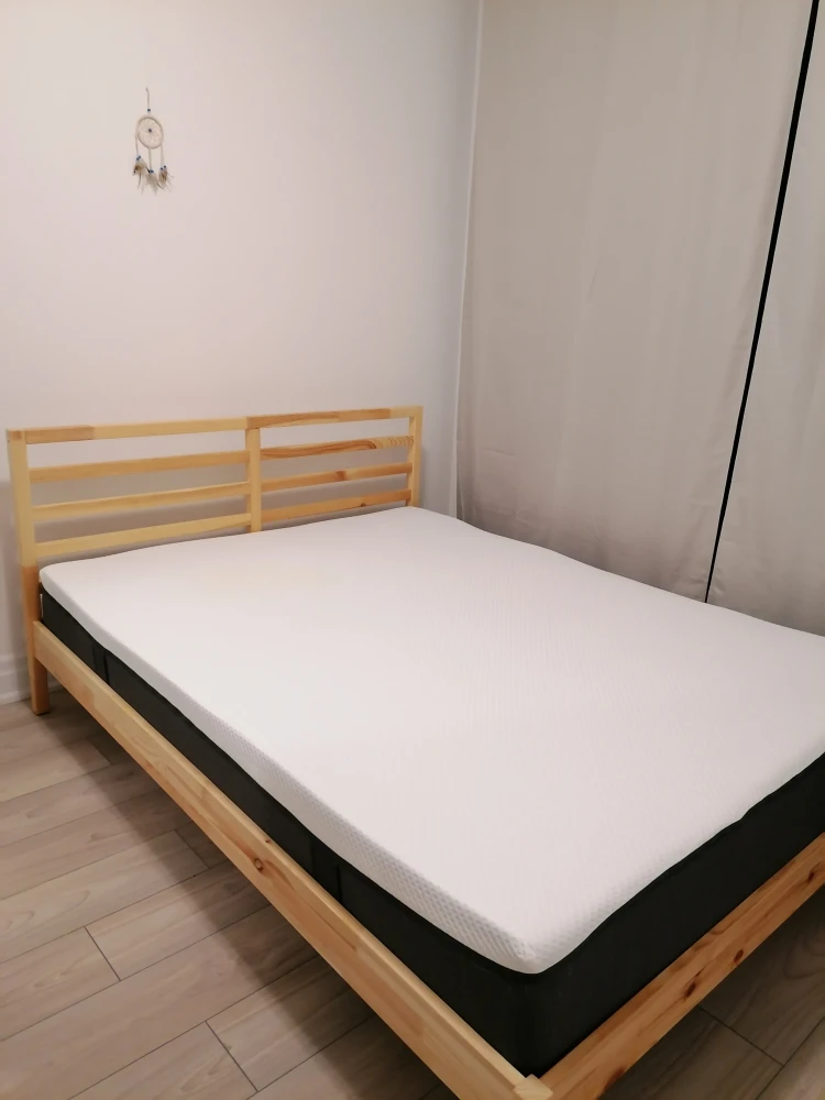 Bed frame Queensize - solid wood