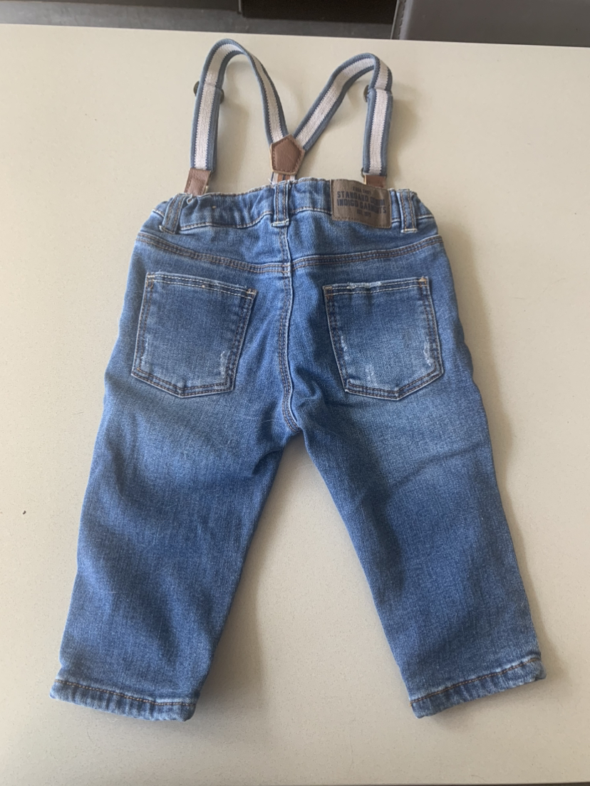 Zara baby jeans with suspenders 6-9 months image indicator(2)