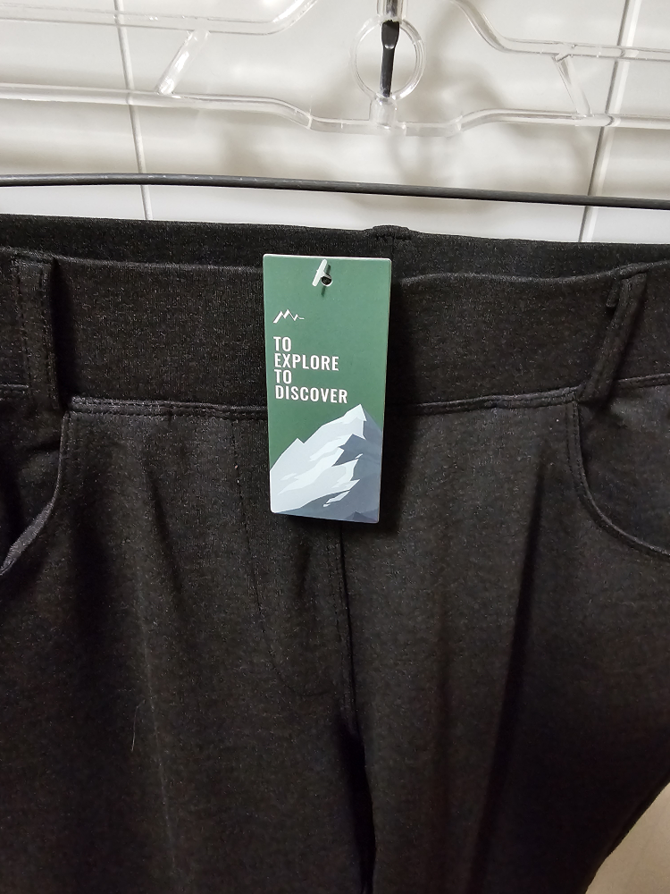 women's Activewear pants image indicator(3)
