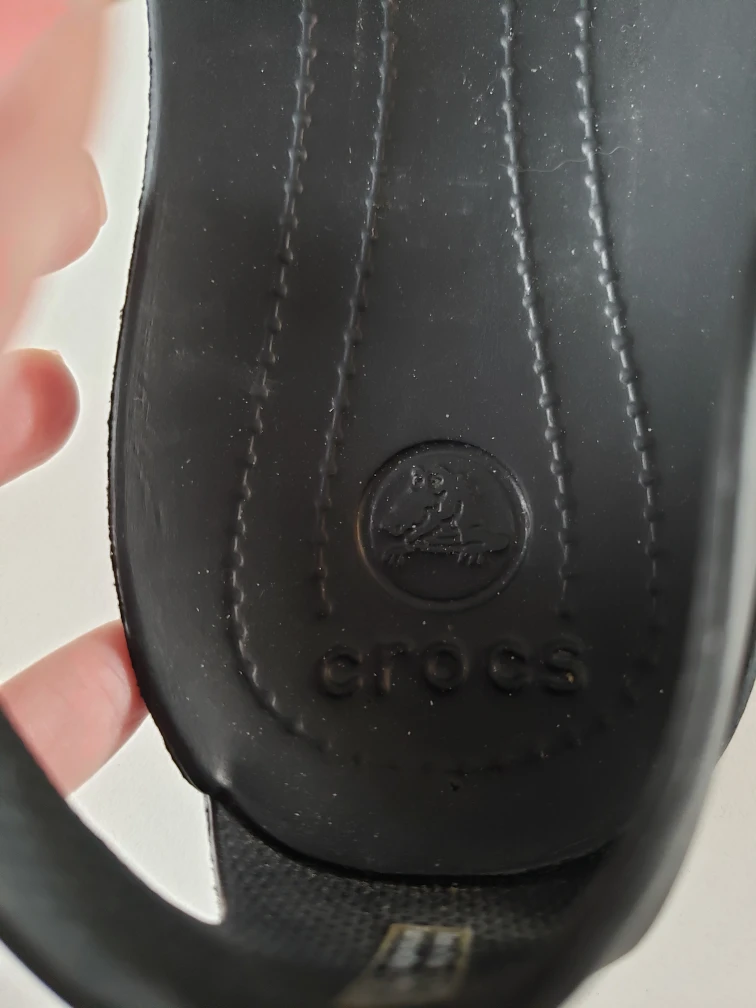 black Crocs brand sandals image indicator(5)