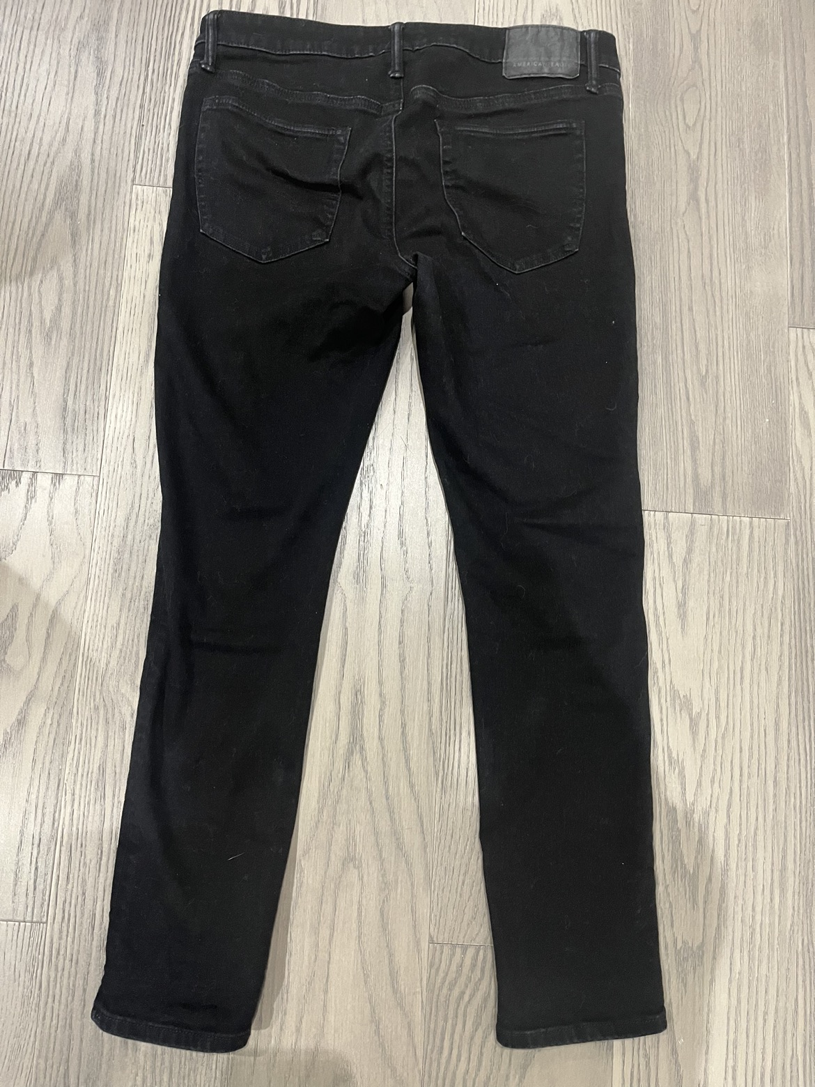 AE AirFlex+ Skinny Jean Men’s 33x30 image indicator(7)