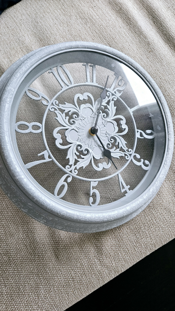 Transparent Clock thumbnail