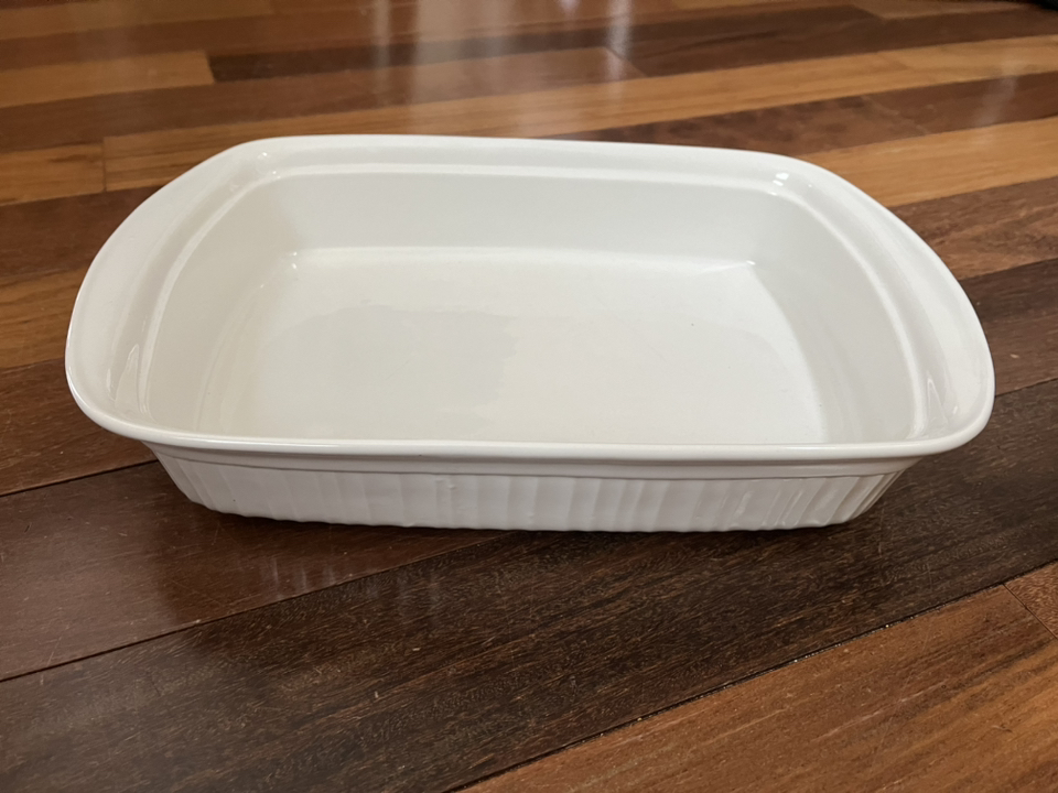 Corningware baking/roasting dish thumbnail