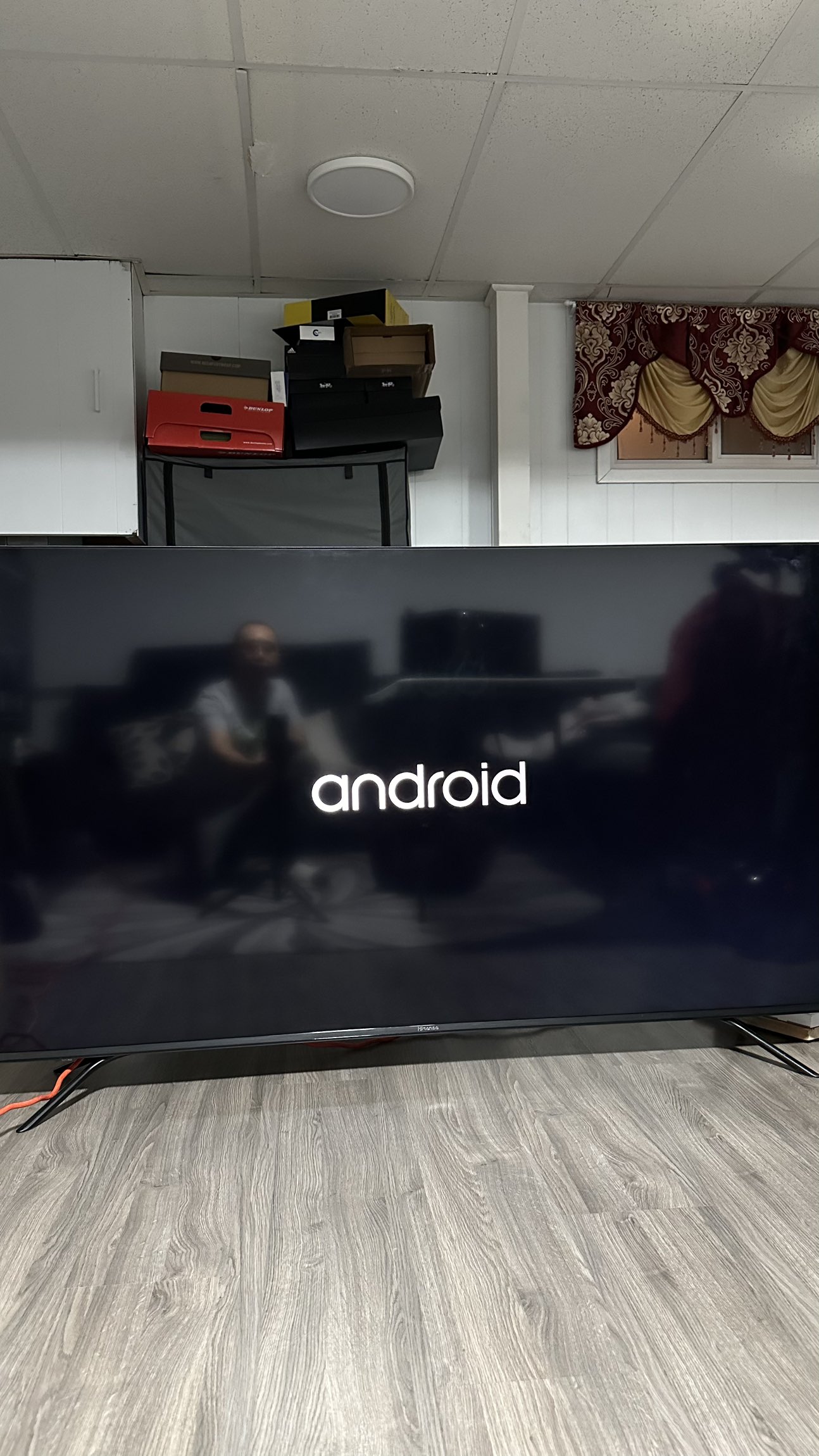 Hisense 65” smart tv adroid