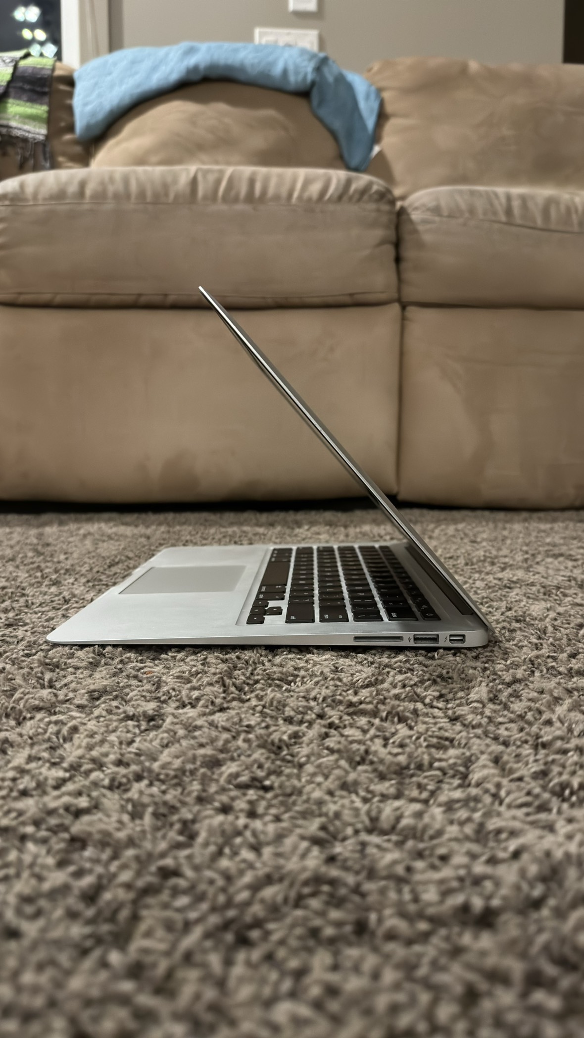 MacBook Air 13’ 2012 - photo 2