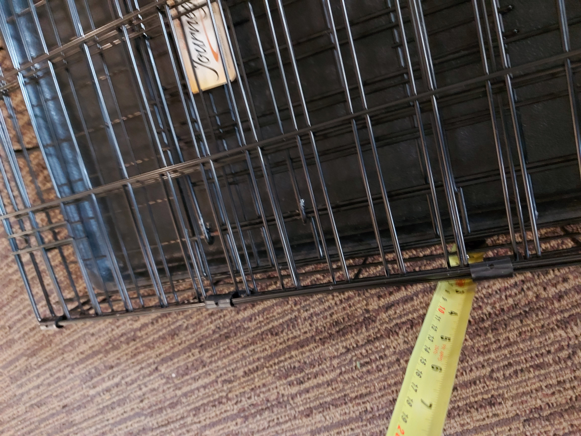 Small dog crate, collapses, removable tray 17" W x 24" L x 19" T image indicator(8)