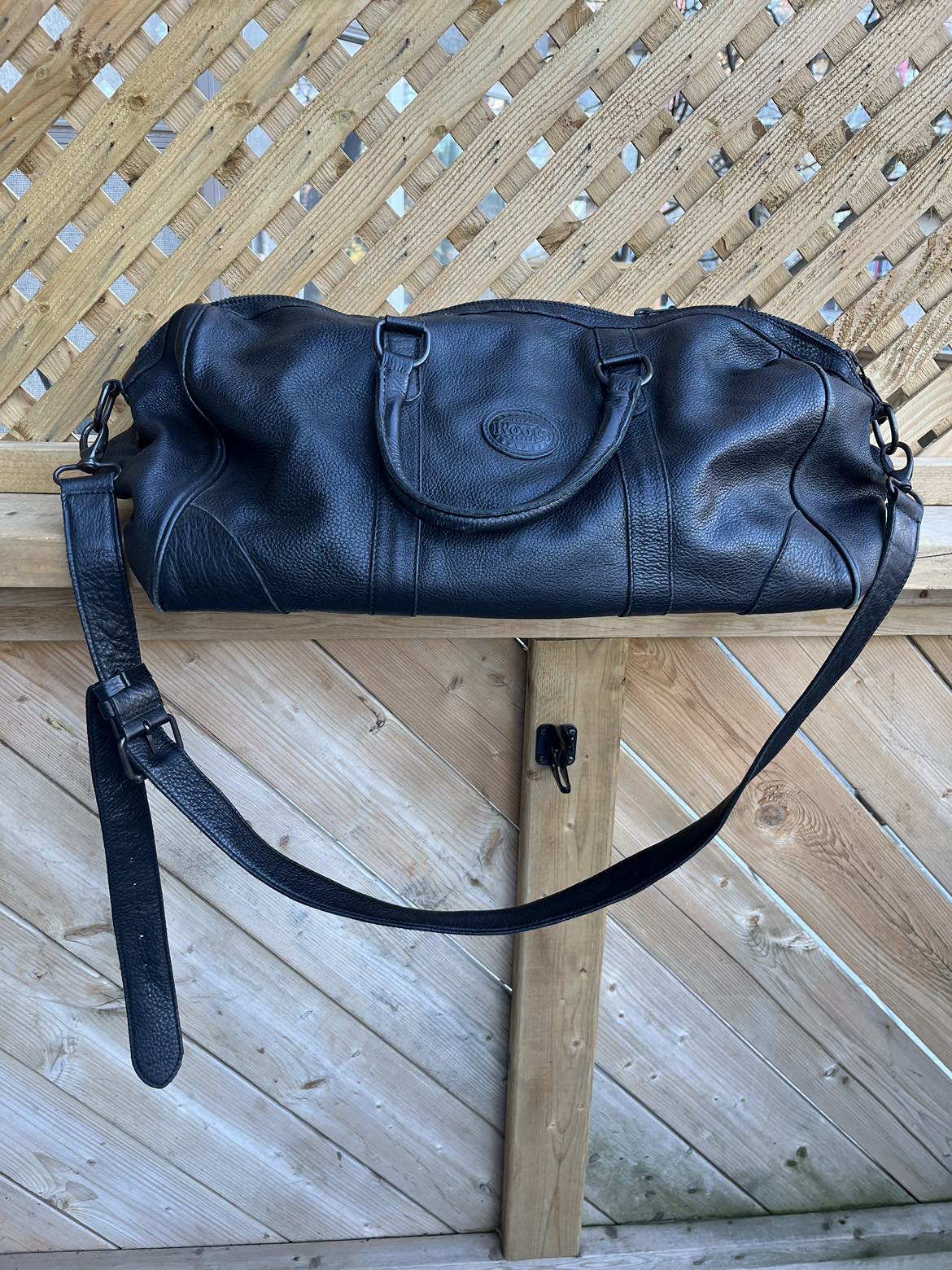 ROOTS GENUINE LEATHER DUFFEL BAG thumbnail