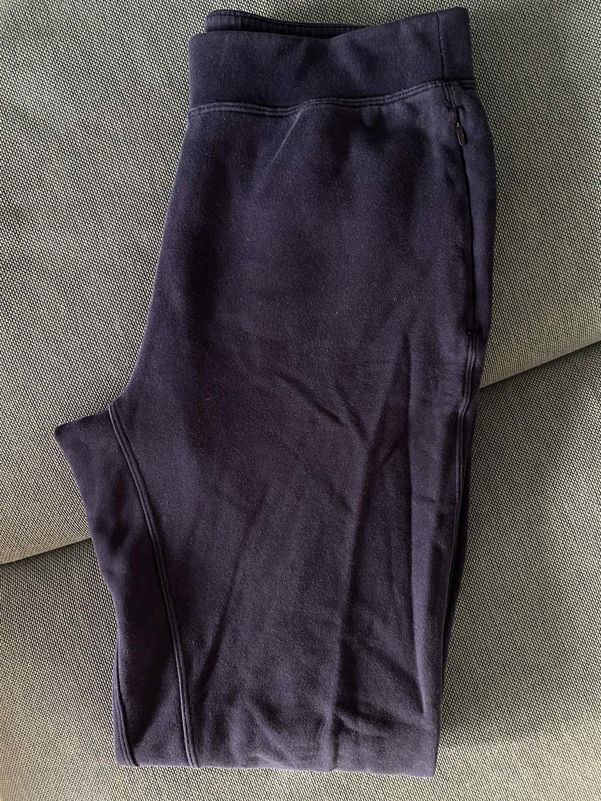 Lululemon Free To Roam Jogger size 8 - photo 4