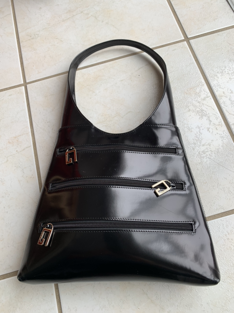 Guess brand patent leather hand bag thumbnail