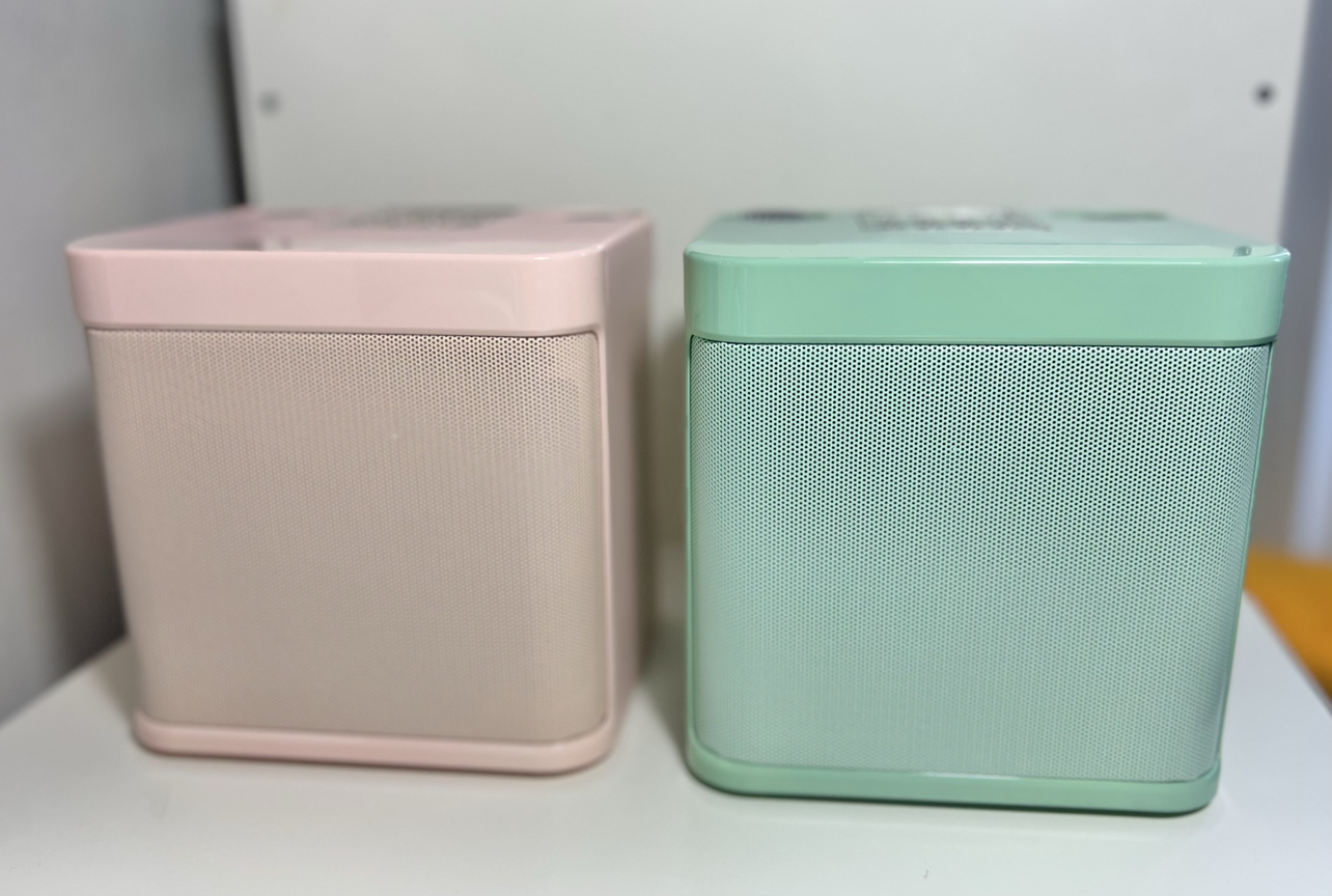 Bluetooth Karaoke Speaker with 2 mics image indicator(2)