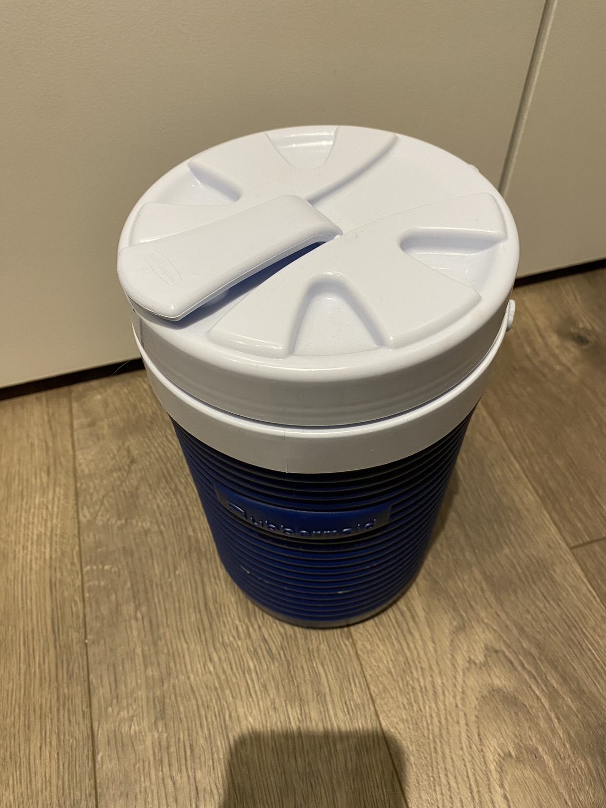 Rubbermaid 2L Water Cooler image indicator(2)