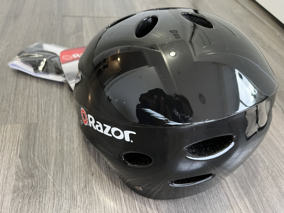 Unused Youth Bike Helmet image indicator(5)