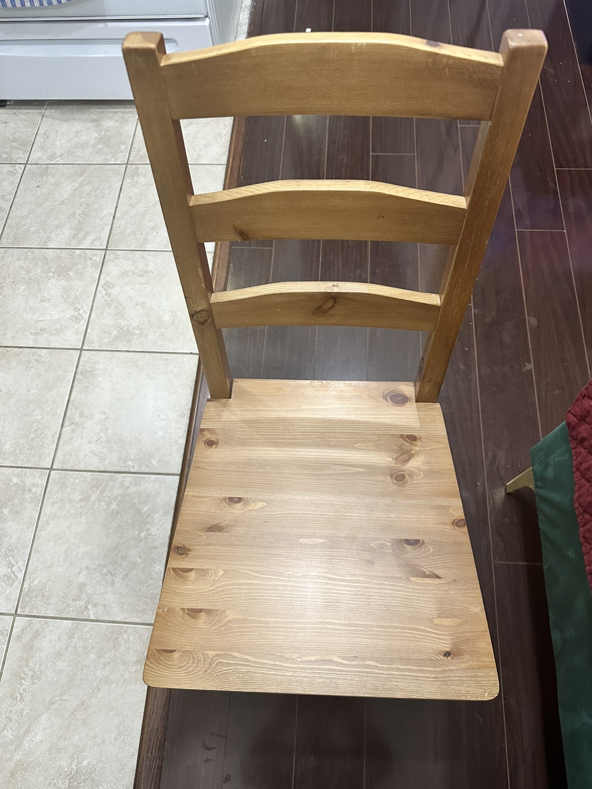 Ikea Dining Table with 4 chairs - photo 5