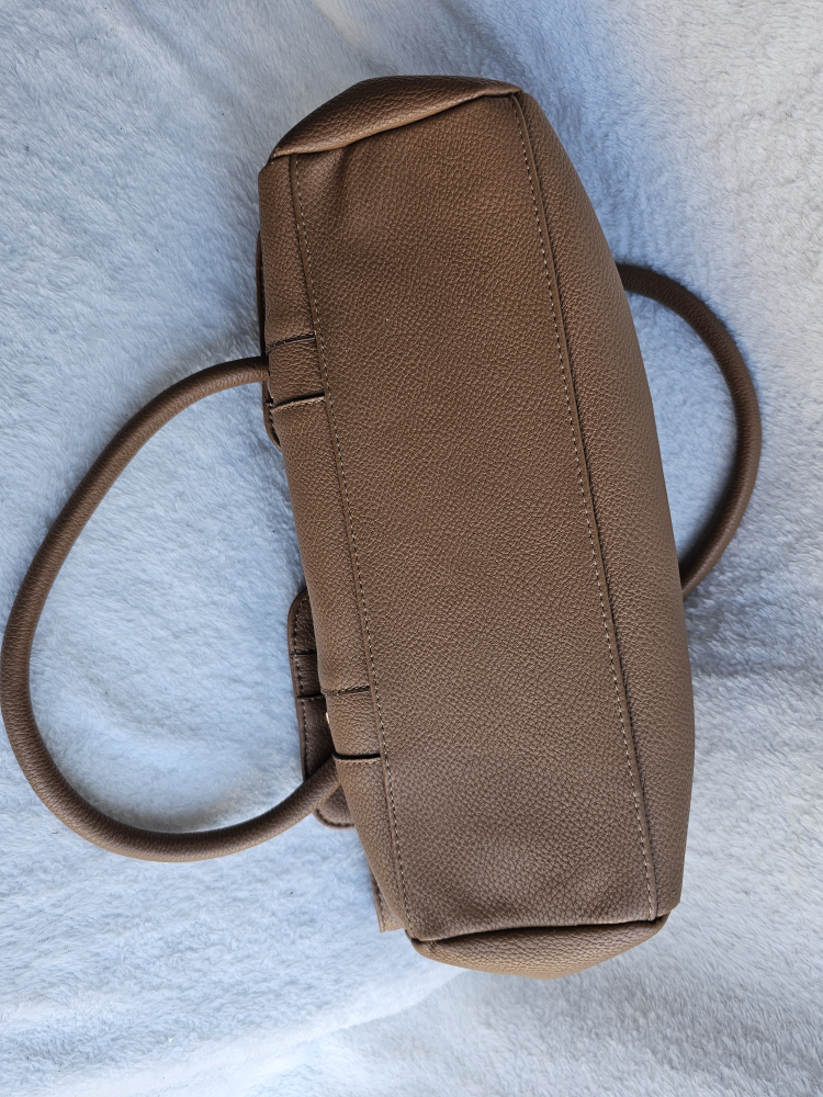 GUESS Metal Studded Large Brown Shoulder Tote image indicator(5)