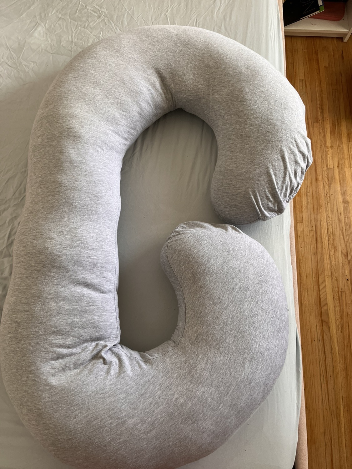 Pregnancy pillow thumbnail