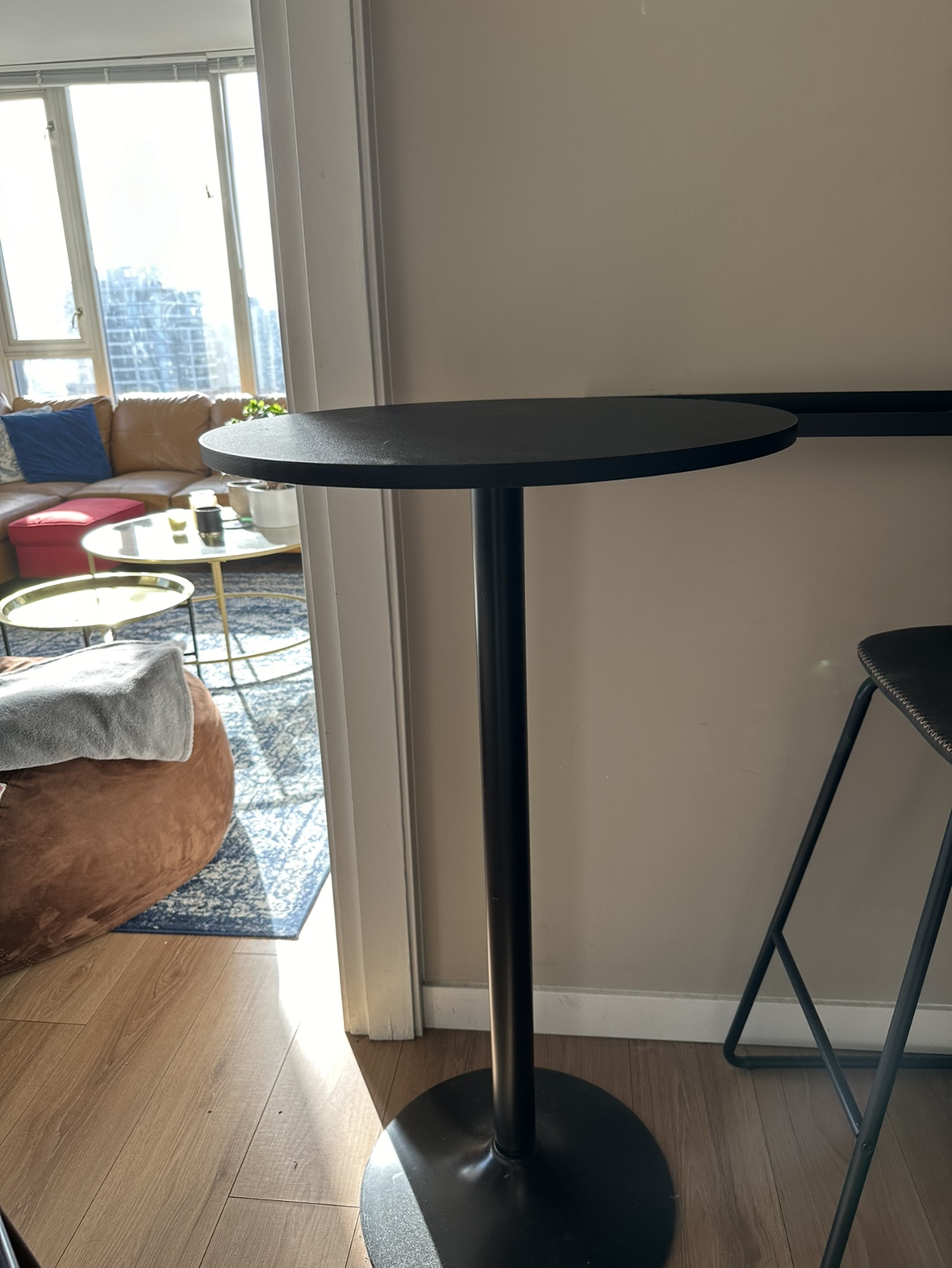 Bar Set: 2 chairs 1 Table - photo 3