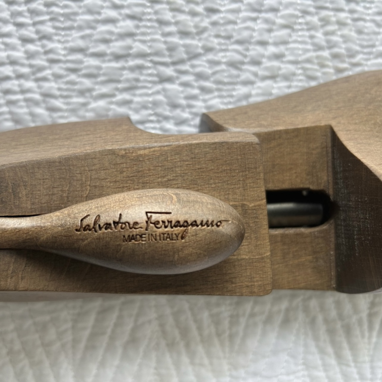 Ferragamo Cedar Wood Luxury Shoe Tree - photo 2