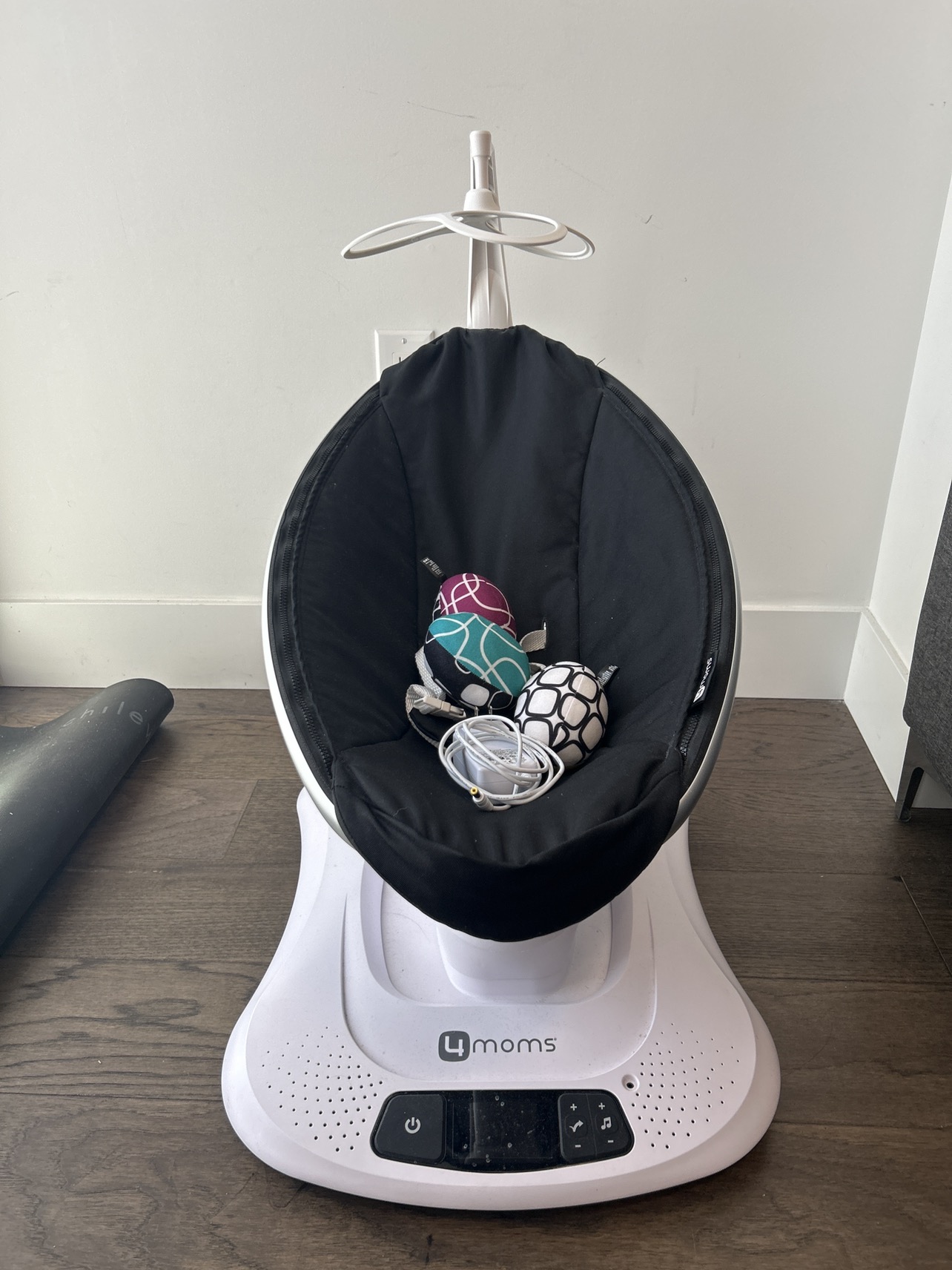 4moms mamaRoo Multi-Motion Baby Swing Black