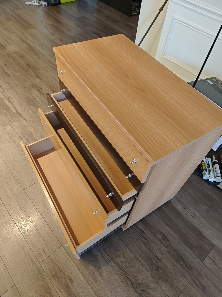 drawer server