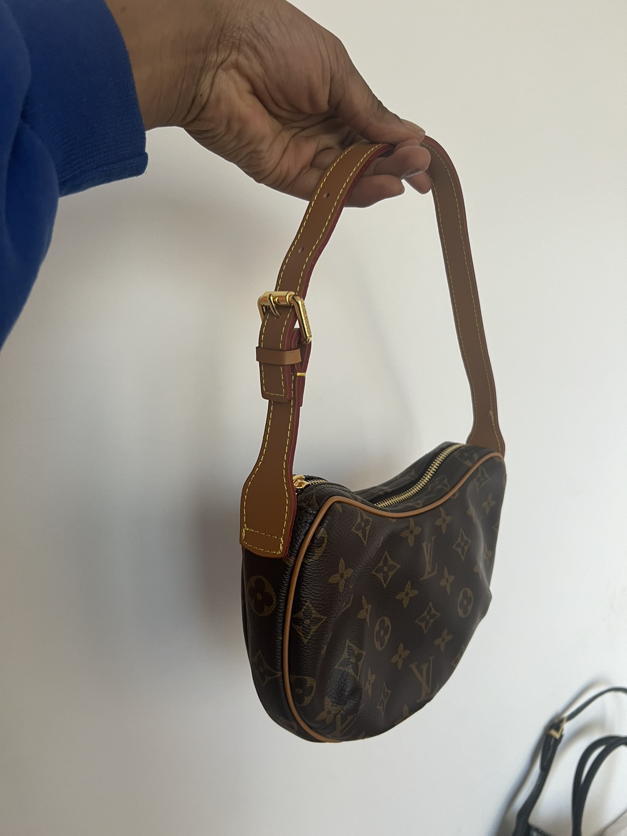 Vintage Louis Vuitton sm croissant purse - photo 2