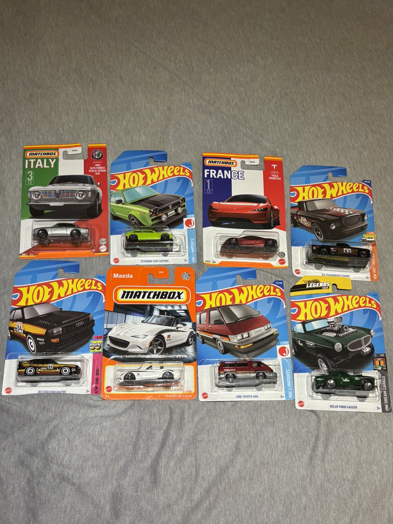 HOT WHEELS