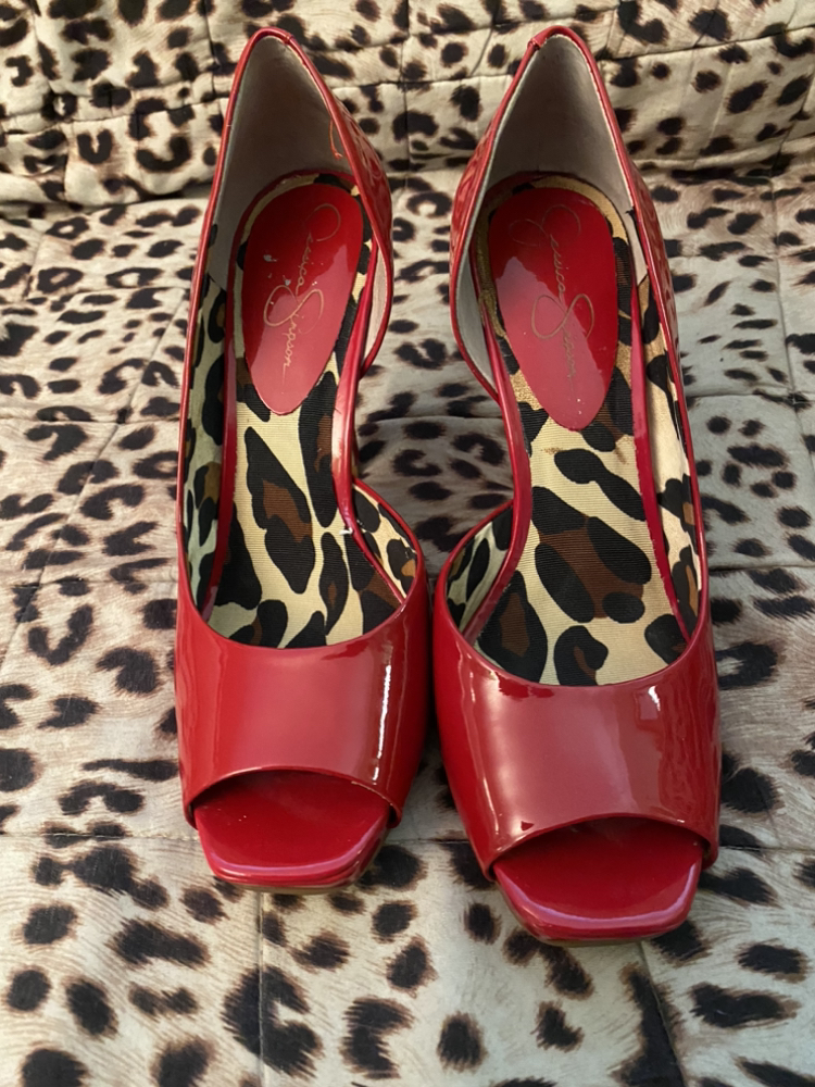 New Red patent leather shoes